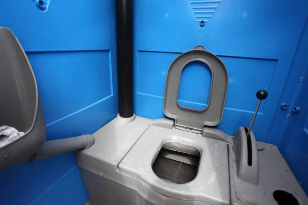 Portable Toilet Options We Offer in Bangs, TX
